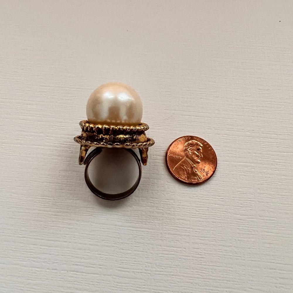 Pearl Ring - Picture 8 of 9